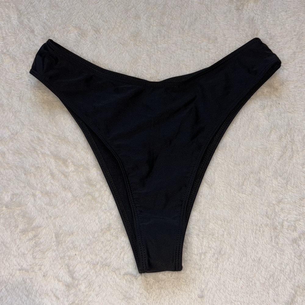 Missguided Black Two Piece Bikini - Picture 6 of 9